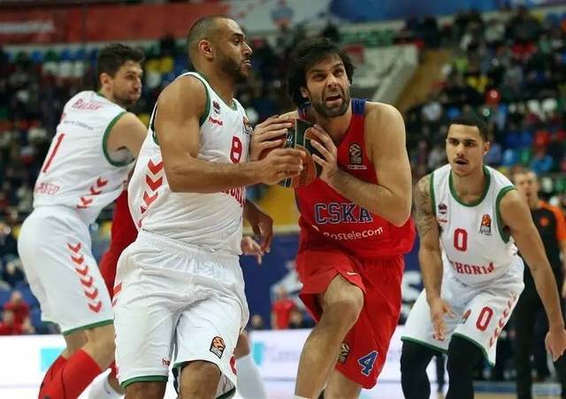 许尔策勒：维尔贝克、范黑克等4人将复出战枪手，魏费尔待定（许尔策勒：维尔贝克、范黑克等四将复出迎战阿森纳，魏费尔出战成疑）