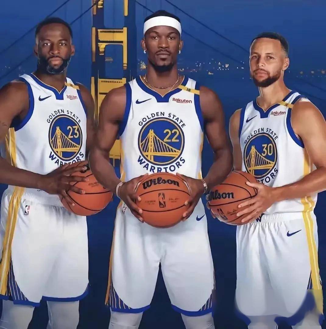 西班牙队连续30场正式比赛保持不败，打破队史纪录（西班牙队30场正式赛不败，创队史新高）