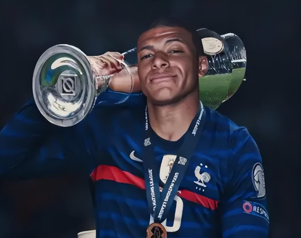 铁卫禁区送大礼，切尔西客场1-3完败，保级队赛季第4胜逃离降级区（禁区失误送大礼，切尔西客场1-3告负，保级队拿赛季第4胜暂离降级区）