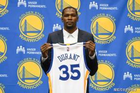 芬奇谈华子担任控卫：我们需要他做自己，而不是变成斯托克顿（芬奇：华子打控卫也要做自己，不必变成斯托克顿）