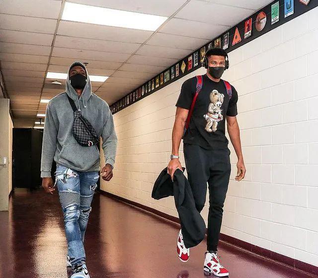 迪奥曼德：我们了解拜仁的实力，通过定位球丢分确实令人遗憾（迪奥曼德：深知拜仁实力，因定位球丢分太遗憾）