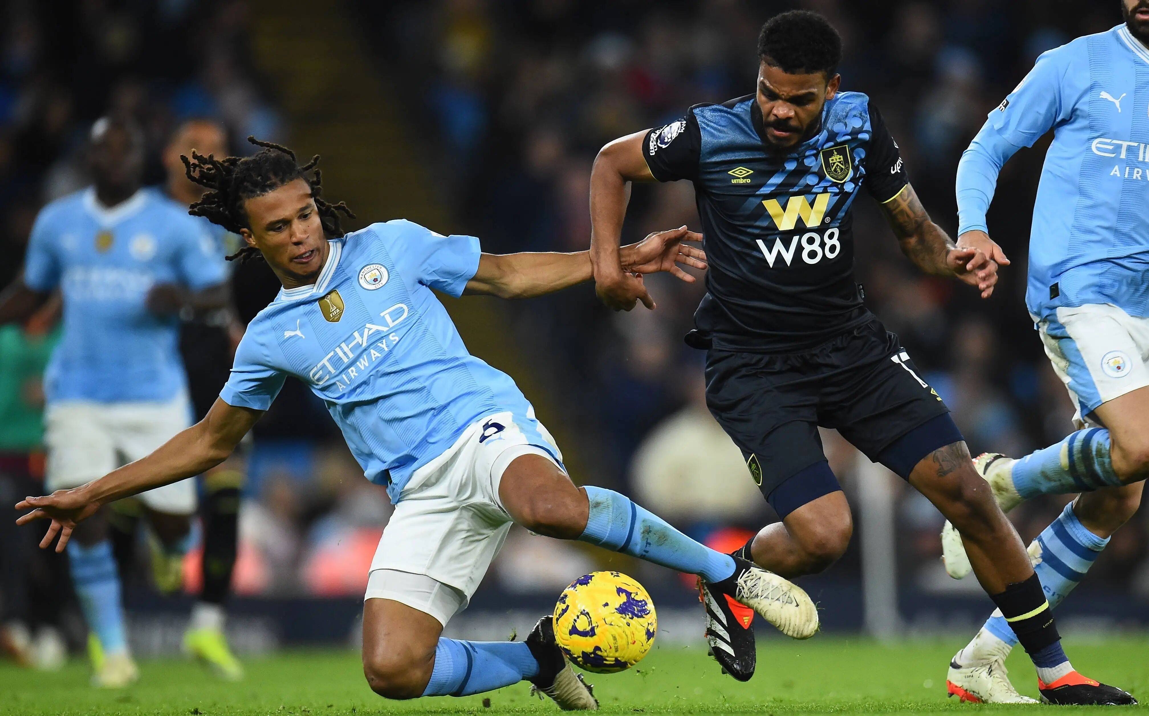 足球的残酷现实（残酷的足球真相）