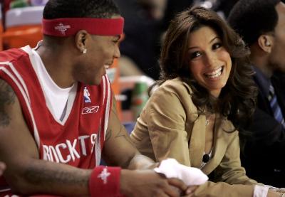 德甲霸主制造惨案，13轮12胜，凯恩踢疯了：替补轰入3球（德甲豪门再现碾压，13轮12胜，凯恩替补上演帽子戏法）