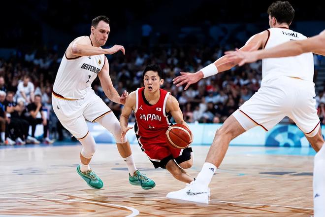 友谊赛前瞻：五星巴西连战非洲劲旅，突尼斯正式比赛6连胜（热身赛看点：巴西连碰非洲强敌，突尼斯正赛豪取六连胜）