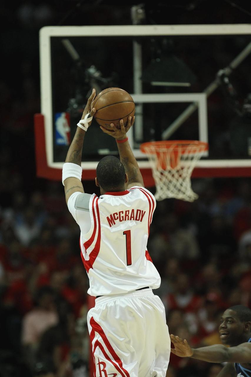 英超：利物浦4-0大胜埃弗顿（英超：利物浦4球零封埃弗顿）